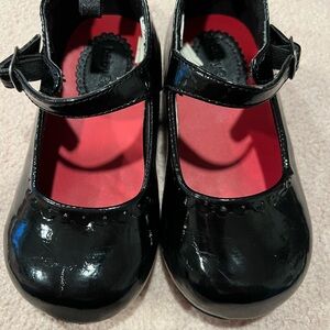 GAP Black Dress Shoes with Patent Finish